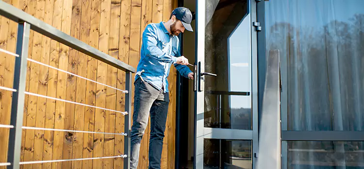 Patio Screen Door Installation Leavenworth